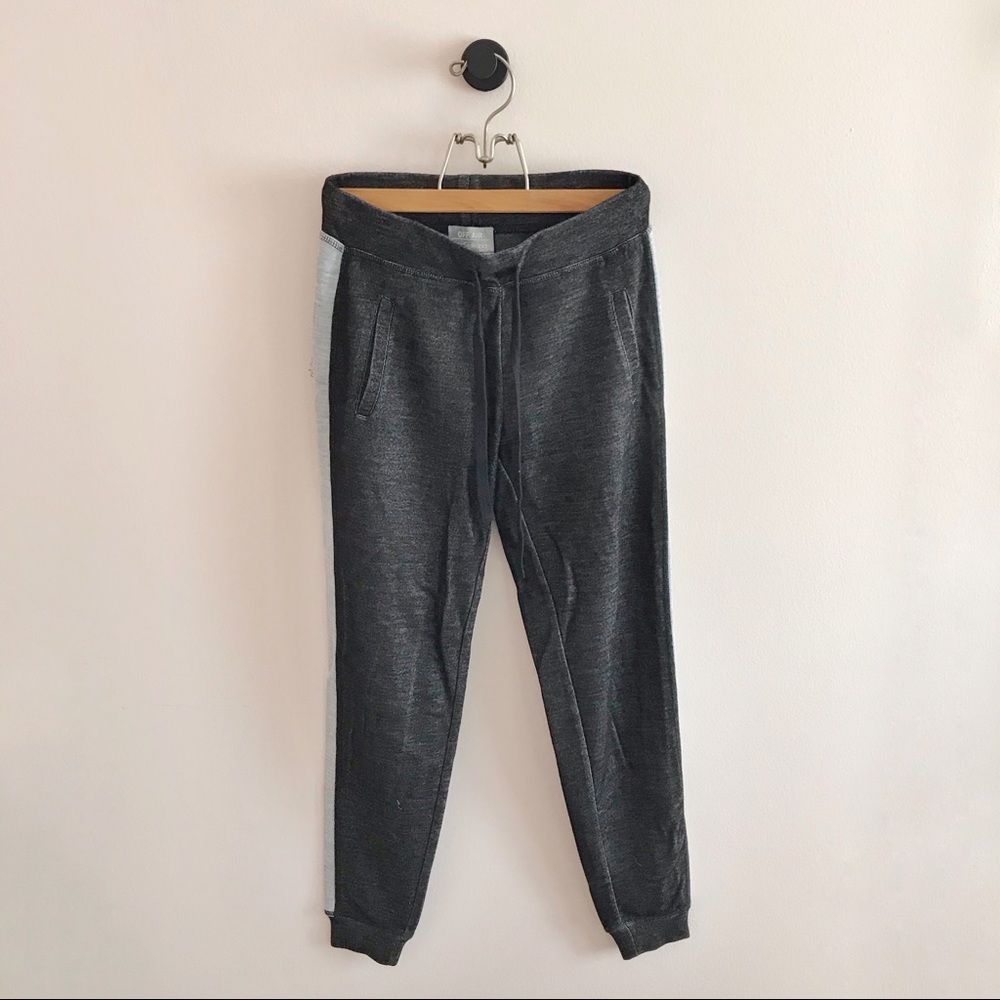 OFF AIR by Giuliana Colorblocked Jogger Pant
